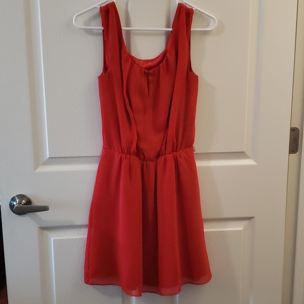 Semiformal dress